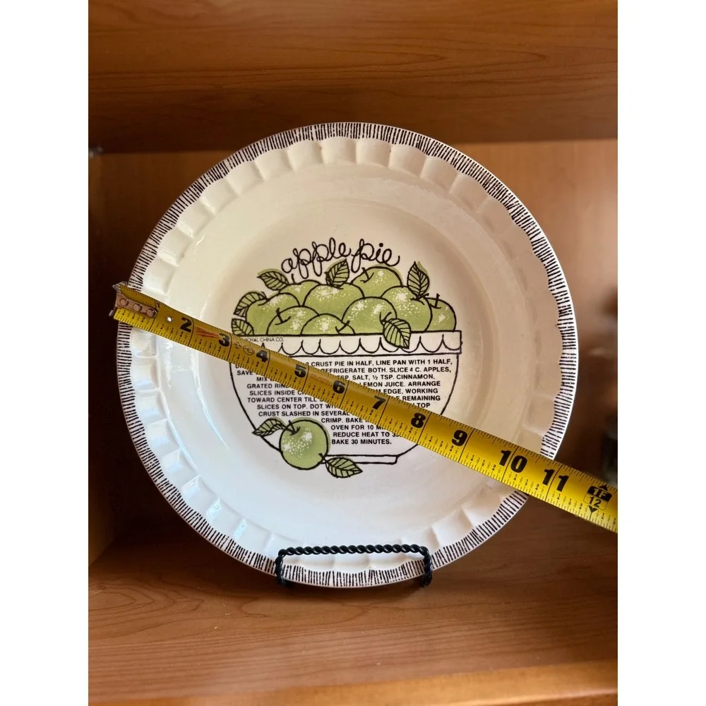 Vintage 1983 Royal China Co Country Harvest Apple Pie Recipe Plate 11 Inch USA